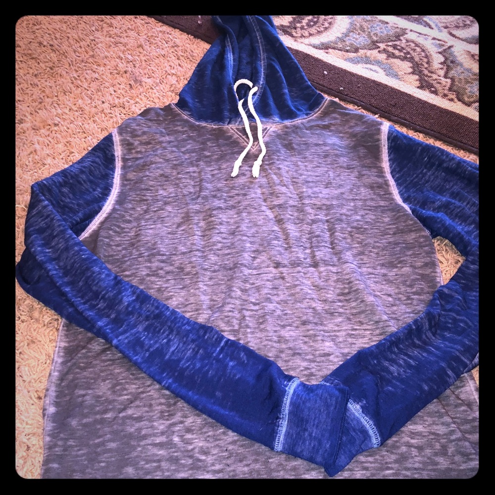 Buckle Thin Hoodie Shirt